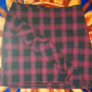 Plaid mini skirt